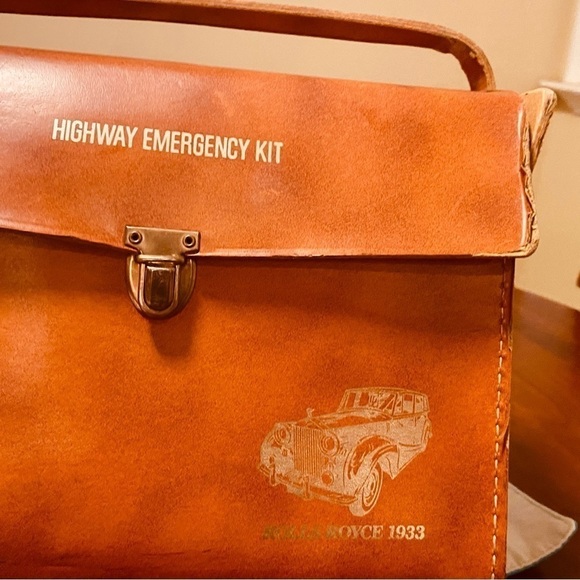 Rare 1933 Rolls Royce Highway Emergency Kit (case only) - Picture 6 of 13